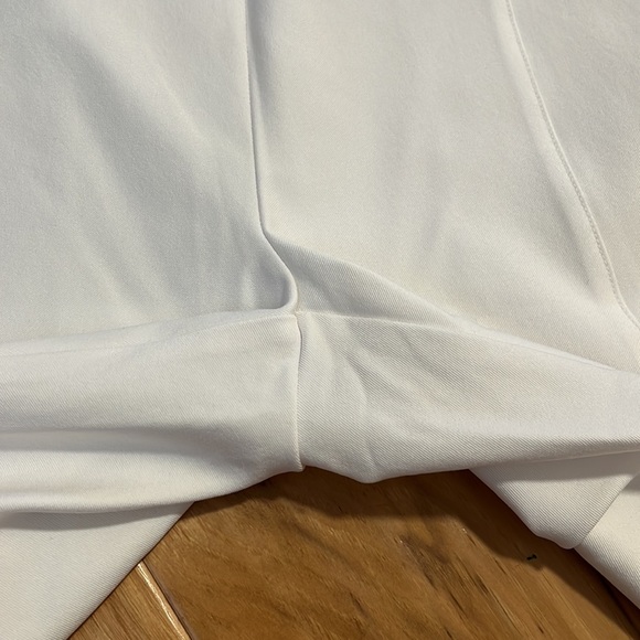 🏌🏻‍♀️ Ladies striped golf shorts - Picture 4 of 7